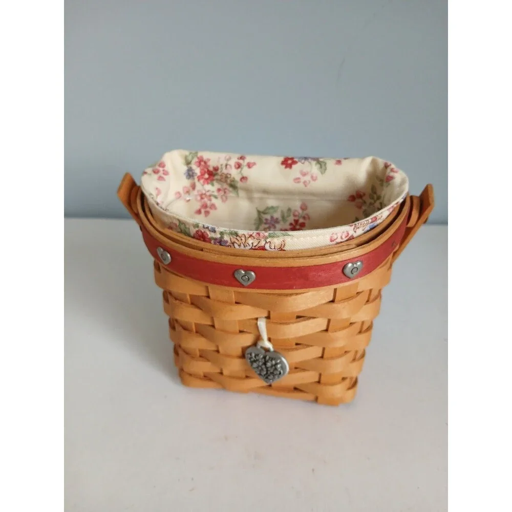Longaberger 2001 Love Notes Basket W/ Liner & Tie On Heart Pamphlet